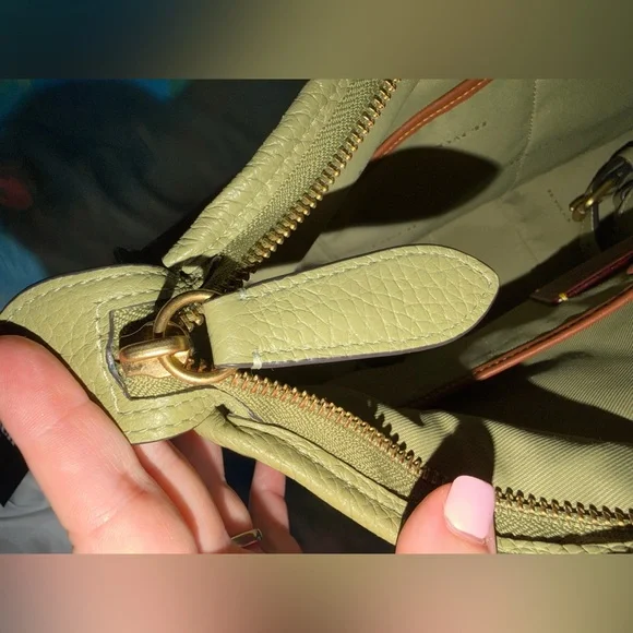 Coach Cary Moss Olive Green Pebbled Leather Shoulder Bag - also have the wallet! - Picture 5 of 16